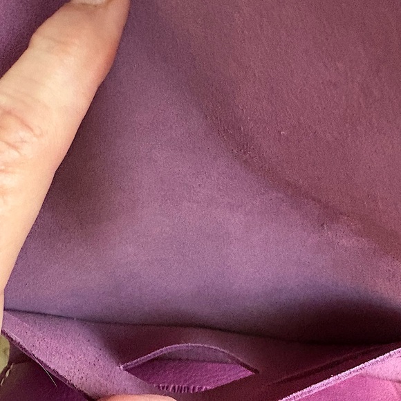 Portland Leather Purple rancher wallet EUC - Picture 5 of 10